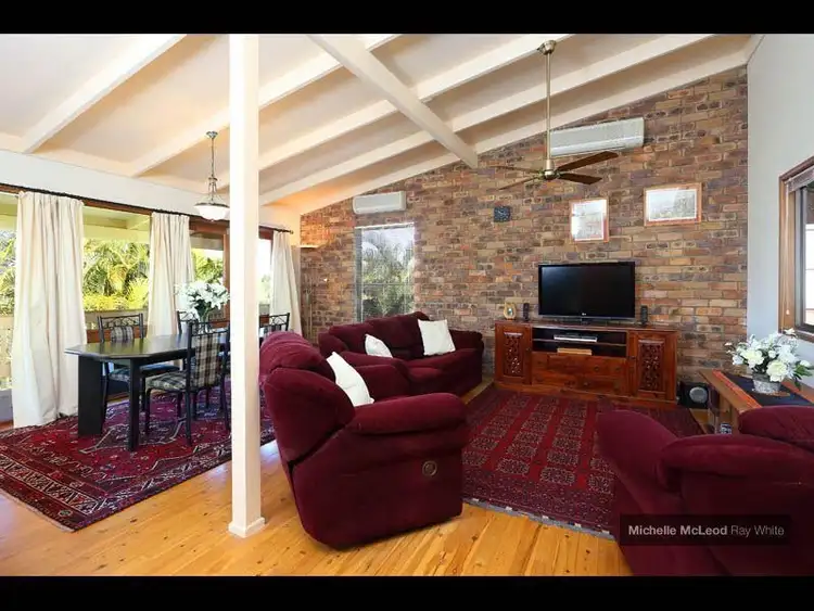 Third view of Homely house listing, 6 Pearra Place, Chapel Hill QLD 4069
