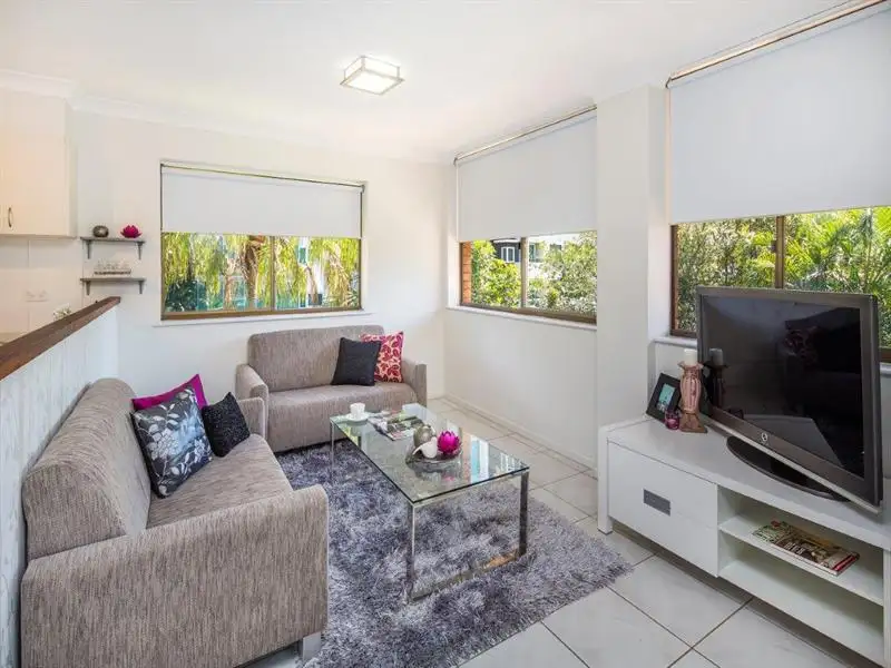Main view of Homely apartment listing, 6/45 Lambert Street, Kangaroo Point QLD 4169
