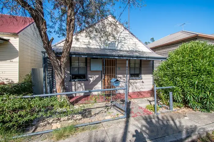 74 Rodgers Street, Carrington NSW 2294
