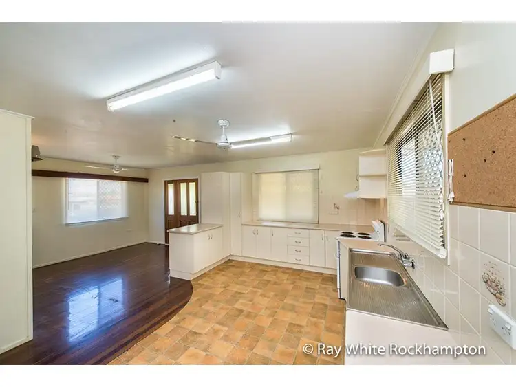 Seventh view of Homely house listing, 618 Norman Road, Norman Gardens QLD 4701