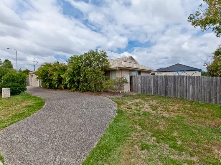 1 Dean Street, Bray Park QLD 4500