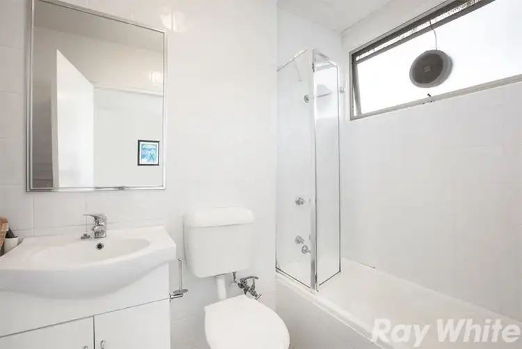 Fifth view of Homely apartment listing, 8/39 St Kinnord Street, Aberfeldie VIC 3040