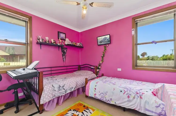 Sixth view of Homely house listing, 31 Eleebana Crescent, Koonawarra NSW 2530