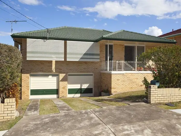 Main view of Homely house listing, 15 Salandra Street, Mansfield QLD 4122