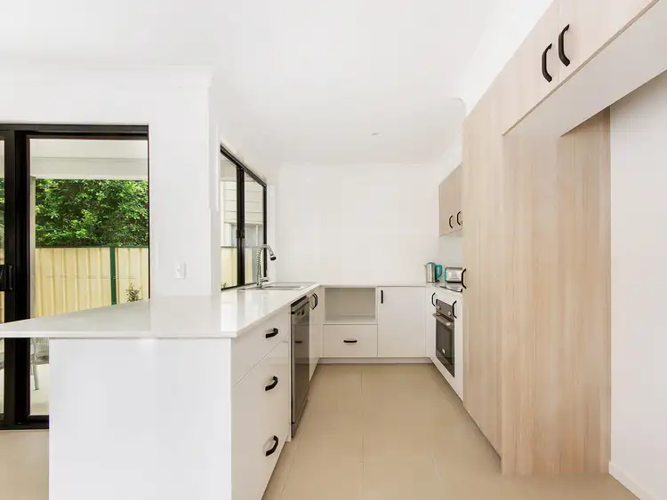 1-3/36 Enid Avenue, Southport QLD 4215