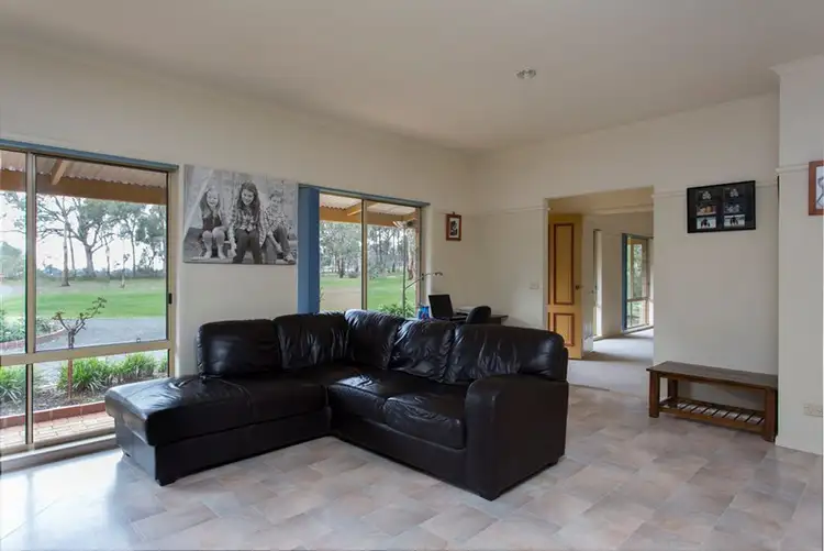 Fifth view of Homely house listing, 106 Bennetts Road, Junortoun VIC 3551