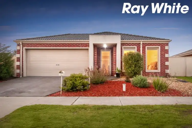 113 Blue Horizons Way, Pakenham VIC 3810