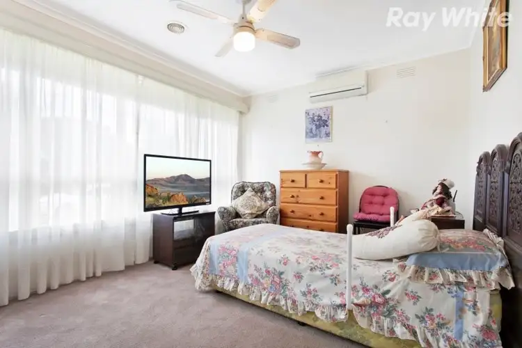 Seventh view of Homely house listing, 4 Jean Court, Keysborough VIC 3173