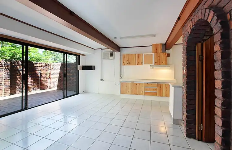 Sixth view of Homely house listing, 2 The Crescent, Ashmore QLD 4214