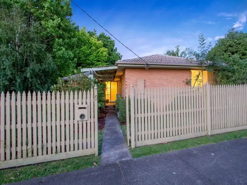 Main view of Homely house listing, 5 Troon Place, Frankston VIC 3199