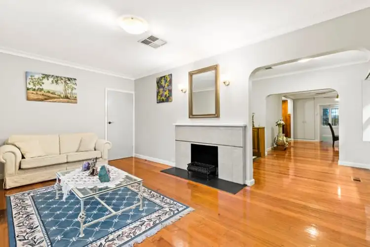 Sixth view of Homely house listing, 25 Viewbank Road, Mount Waverley VIC 3149