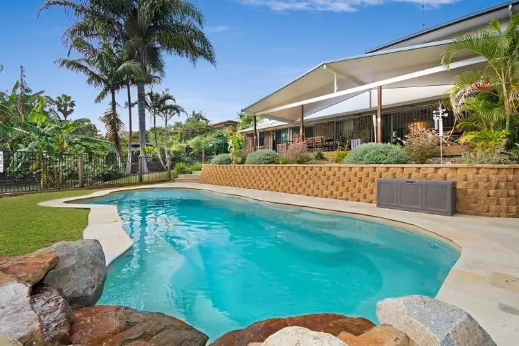 16 Alpha Drive, Glass House Mountains QLD 4518