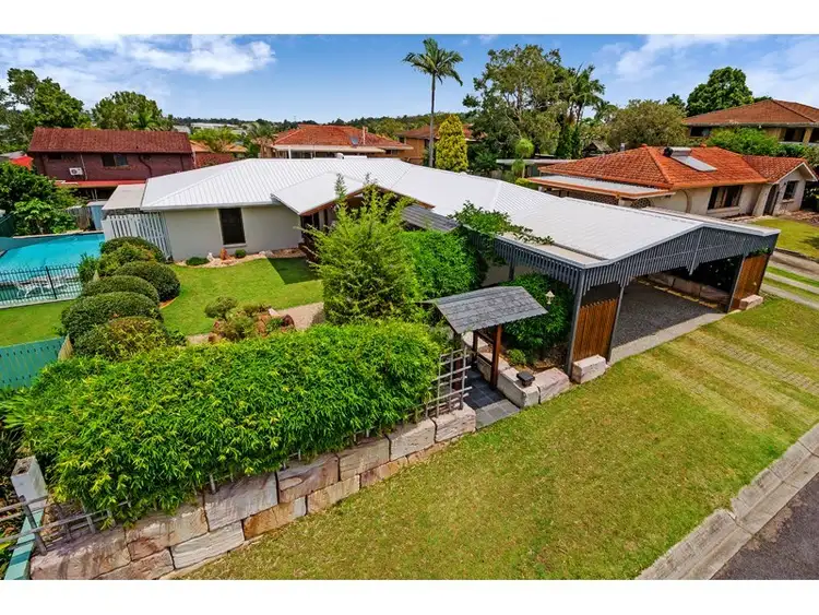 Main view of Homely house listing, 17 Glen Nevis Street, Mansfield QLD 4122