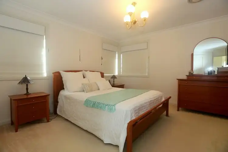 Fifth view of Homely house listing, 2 Glengyle Court, Wattle Grove NSW 2173