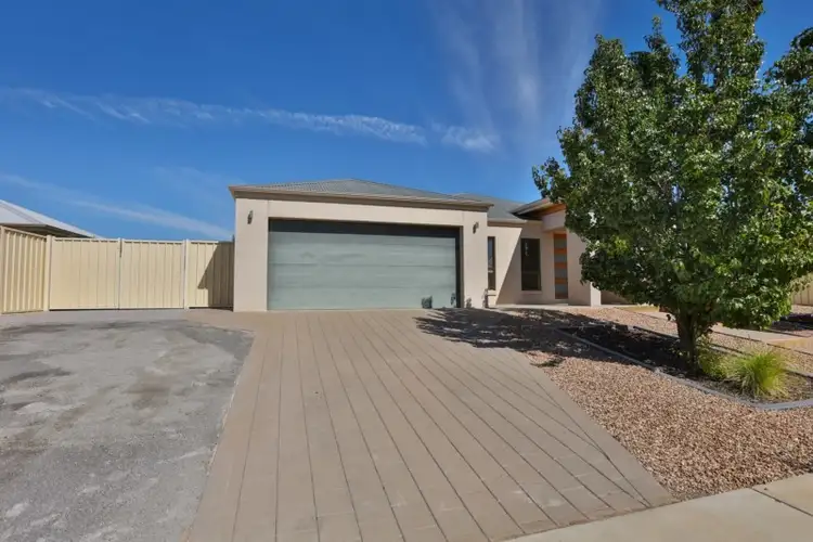 Third view of Homely house listing, 8 Bakogiannis Court, Mildura VIC 3500