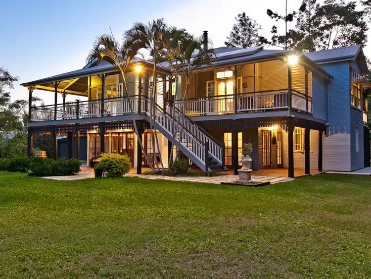 6 Alpine Drive, Draper QLD 4520