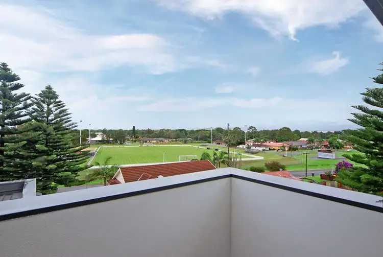 Second view of Homely house listing, 8A Overhill Road, Primbee NSW 2502