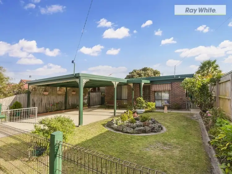 112 Second Avenue, Rosebud VIC 3939