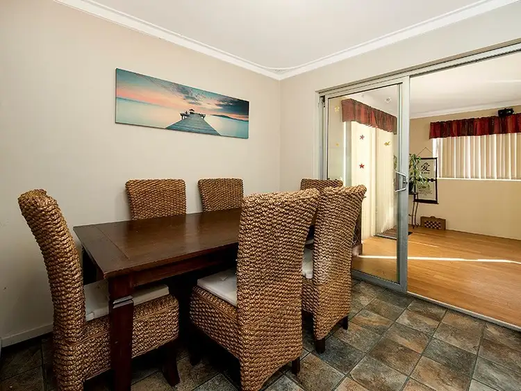 Sixth view of Homely house listing, 5 Kullaroo Court, Hillman WA 6168