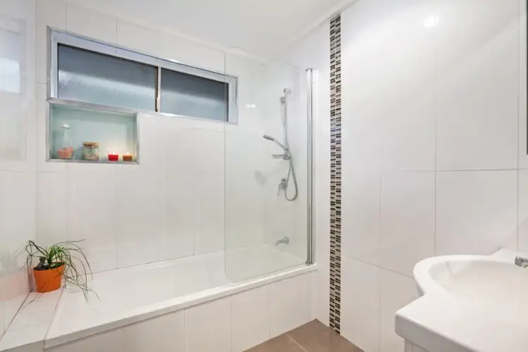 Seventh view of Homely unit listing, 1/11 Graham Court, Preston VIC 3072