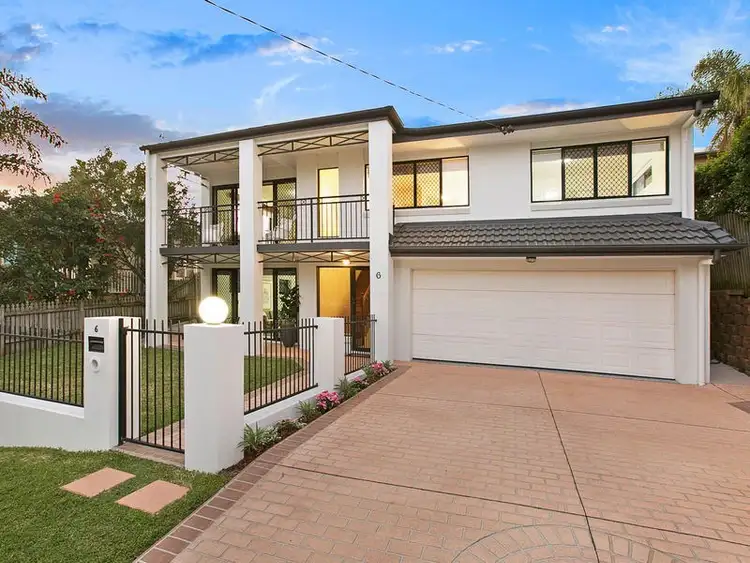 6 Howard Street, Coorparoo QLD 4151