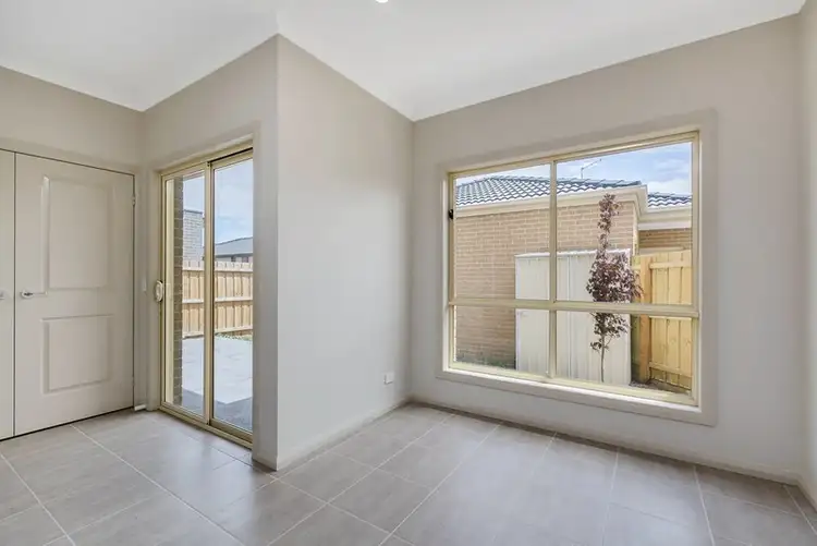 Fifth view of Homely unit listing, 2/4 Rosamond Way, Epping VIC 3076