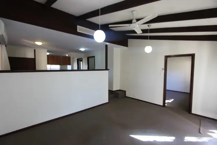 Second view of Homely house listing, 8 Cowrie Court, Bulgarra WA 6714