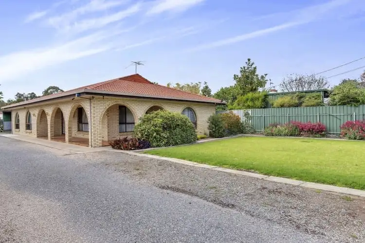 37 Reservoir Road