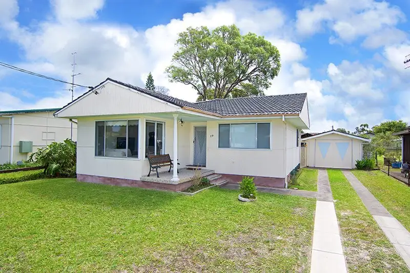 Main view of Homely house listing, 19 Bass Avenue, Killarney Vale NSW 2261