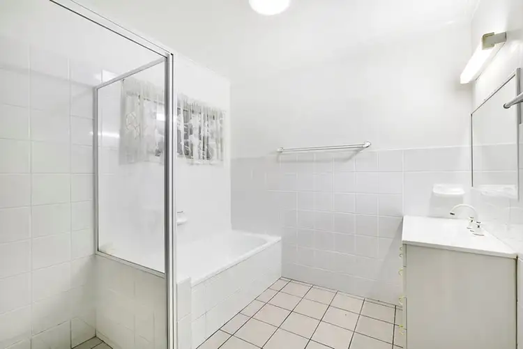 Sixth view of Homely house listing, 25 Second Avenue, Palm Beach QLD 4221