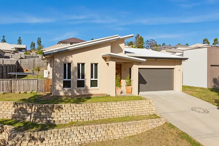 4 Mountain Bell Lane, Springfield Lakes QLD 4300