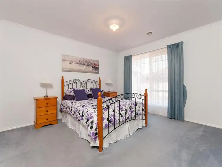 Seventh view of Homely house listing, 9 Erindale Place, Craigieburn VIC 3064