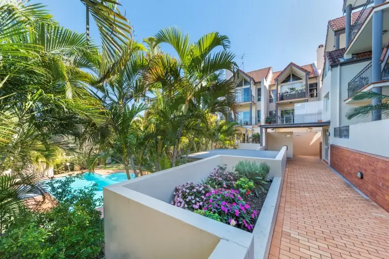 Main view of Homely apartment listing, 1/38 Riverview Terrace, Hamilton QLD 4007