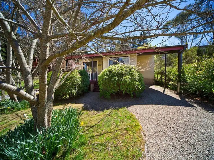 3 Bellevue Avenue, Blackheath NSW 2785