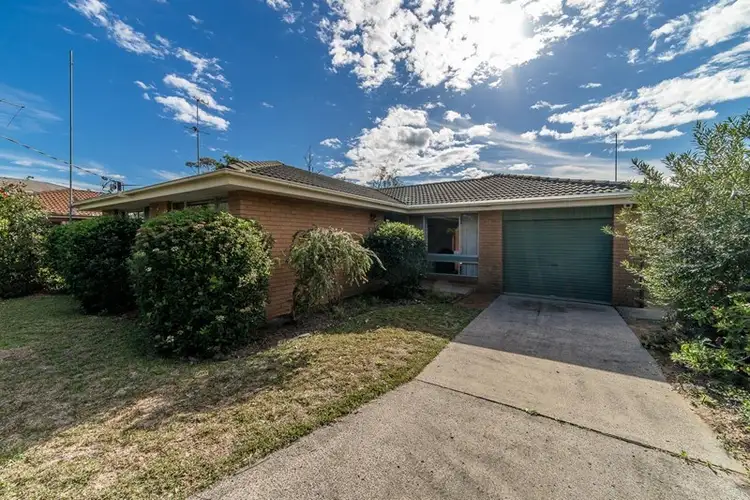 11 Cambridge Street, Umina Beach NSW 2257