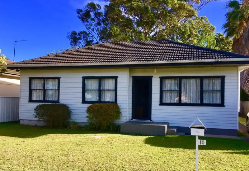 Main view of Homely house listing, 10 Timbs Road, Oak Flats NSW 2529