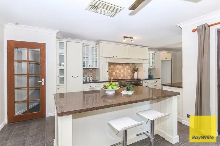 5 Sturt Place, Padbury WA 6025