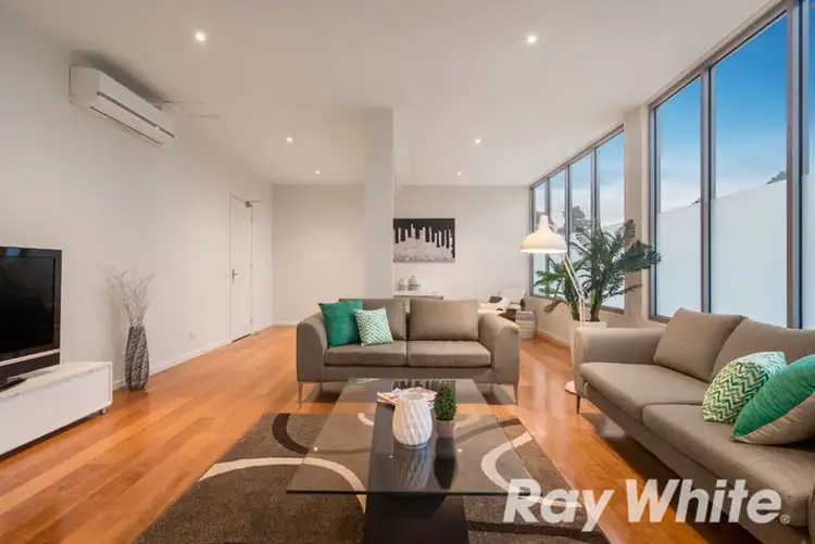 Fifth view of Homely apartment listing, U6/170 Princess Street, Kew VIC 3101