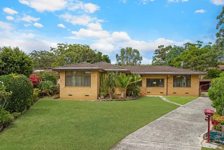 9 Turtle Close, Point Clare NSW 2250