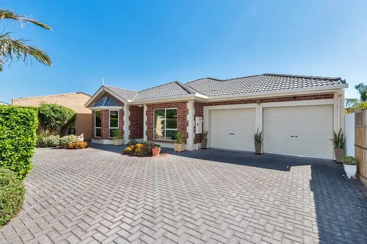 6 Dundee Avenue, Seaton SA 5023
