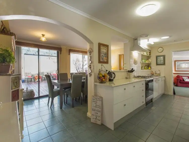 Sixth view of Homely house listing, 4 Birch Grove, Frankston VIC 3199