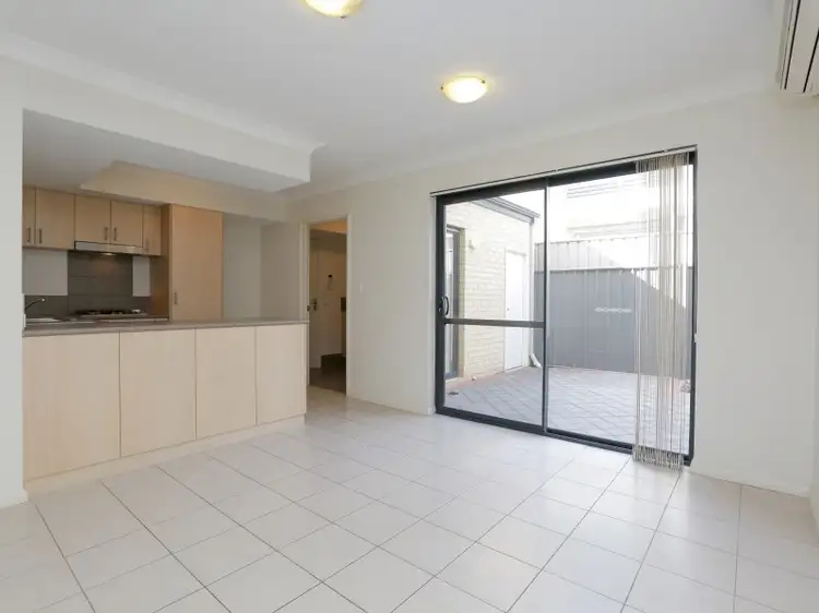 Fifth view of Homely house listing, 6/6 Hogarth Street, Cannington WA 6107