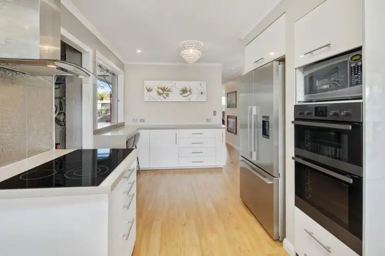 Main view of Homely house listing, 4 Moloii Crescent, Birkdale QLD 4159