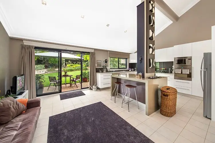 39 Jervis Drive, Illawong NSW 2234
