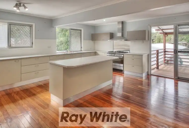 12 Waratah Drive, Crestmead QLD 4132