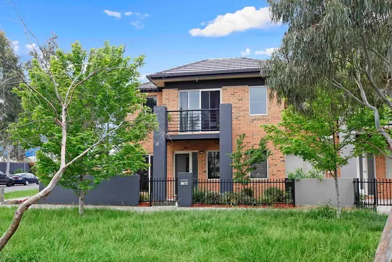 Main view of Homely townhouse listing, 1 Lerderderg Walk, Mernda VIC 3754