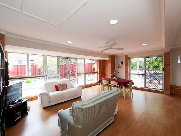 1 Eleanor Avenue, Underwood QLD 4119