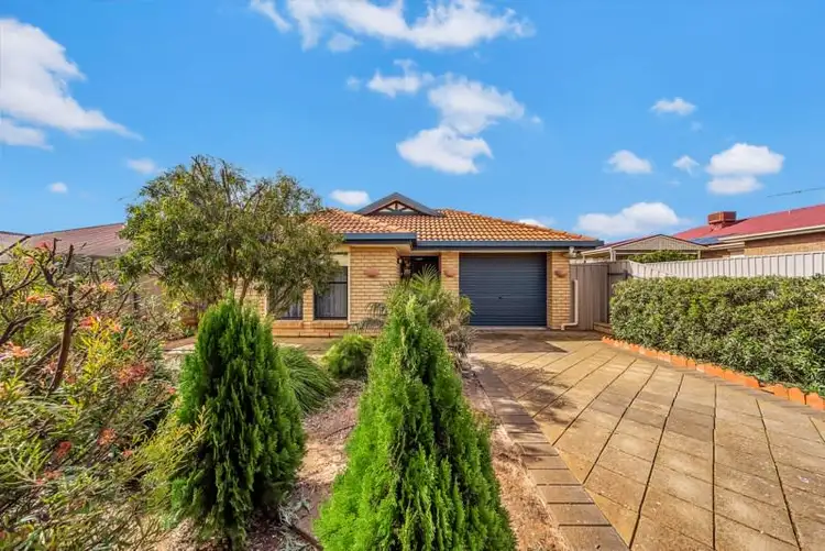 17 Toner Crescent, Evanston Park SA 5116