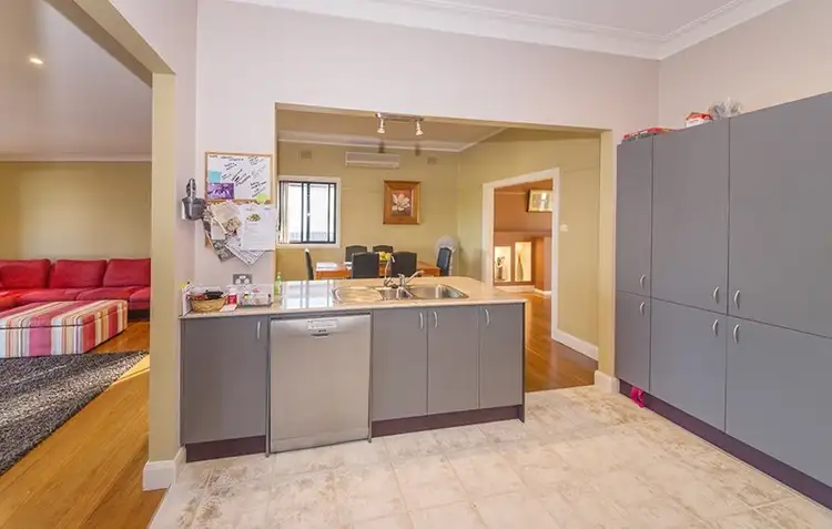 Sixth view of Homely house listing, 10 Alban Street, Taree NSW 2430