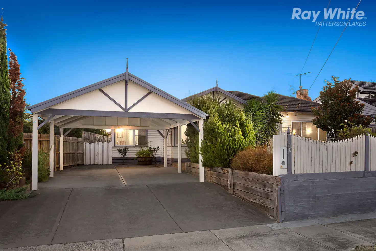 Main view of Homely house listing, 10 Burrawong Avenue, Seaford VIC 3198